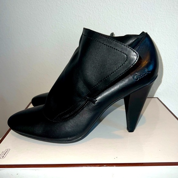 New Coach leather booties - Picture 1 of 7